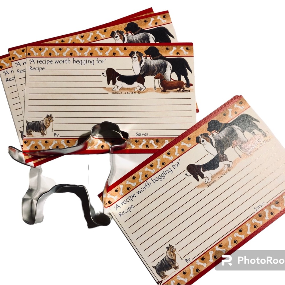 Dogs Recipe Cards & Cookie Cutter gift set